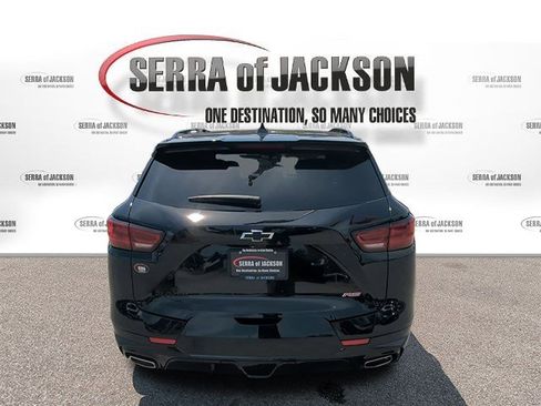 Used 2024 Chevrolet Blazer RS w/ Driver Confidence II Package FWD image 8