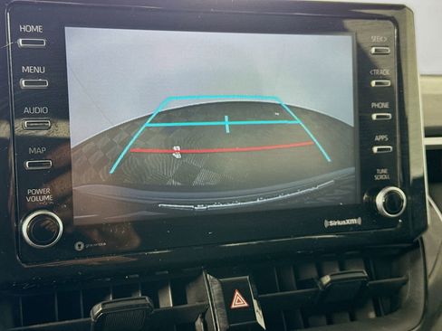 Used 2021 Toyota Corolla LE w/ Carpet Mat Package (TMS) FWD image 8
