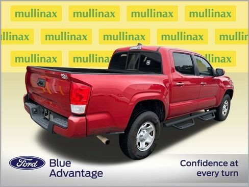 Used 2017 Toyota Tacoma SR w/ SR Convenience Package RWD image 2