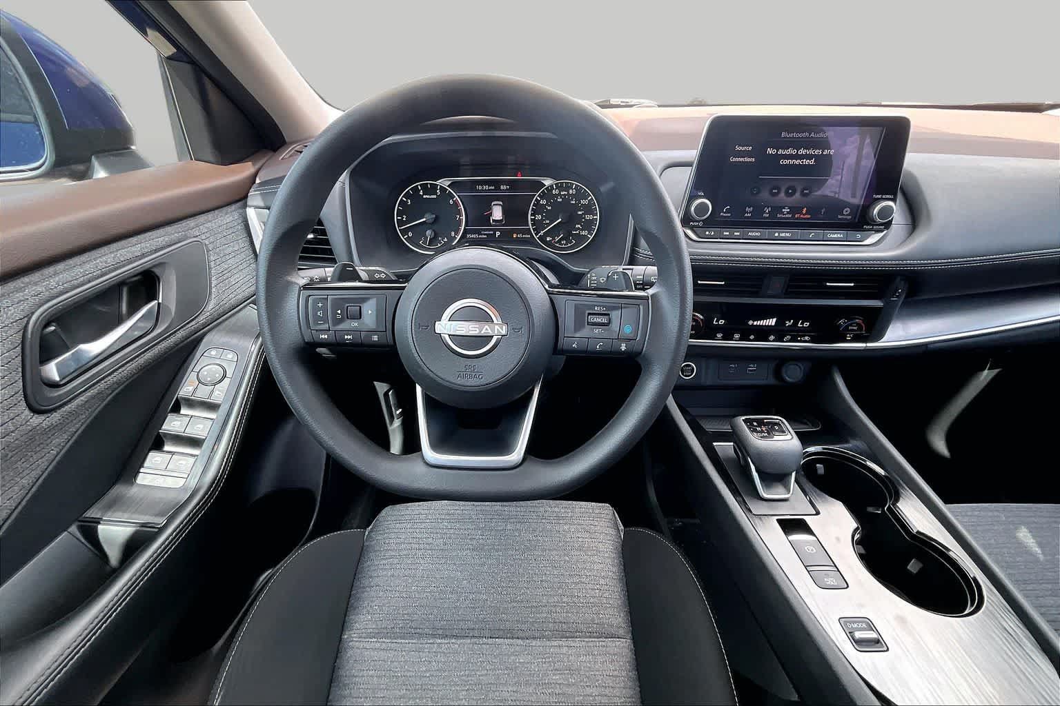 Used 2023 Nissan Rogue SV FWD image 10