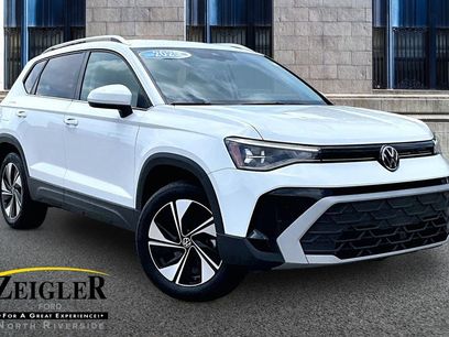 Used 2025 Volkswagen Taos SE
