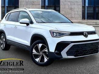 Used 2025 Volkswagen Taos SE AWD/4WD video 1