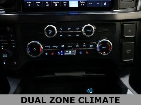 Used 2023 Ford F350 Lariat w/ Lariat Ultimate Package AWD/4WD image 37