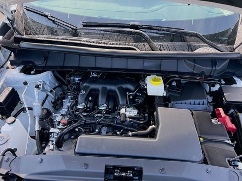 New 2026 Nissan Pathfinder SV FWD image 32