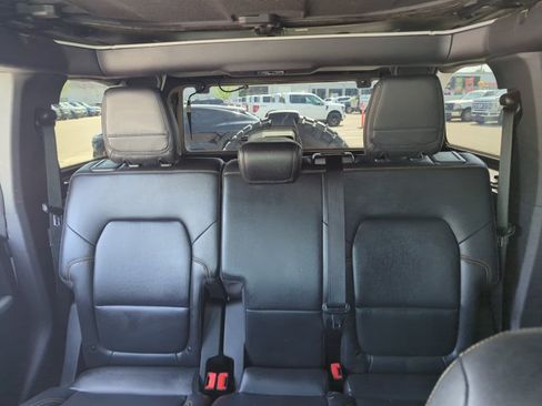 Used 2022 Ford Bronco Badlands w/ Sasquatch Package AWD/4WD image 23