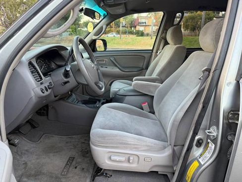 Used 2006 Toyota Sequoia SR5 image 13