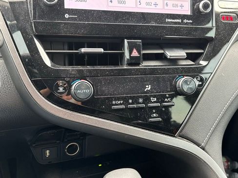 Used 2023 Toyota Camry XSE image 10