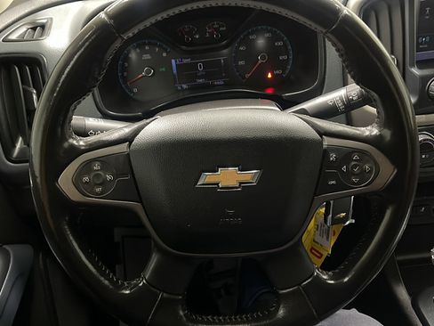 Used 2018 Chevrolet Colorado Z71 AWD/4WD image 4