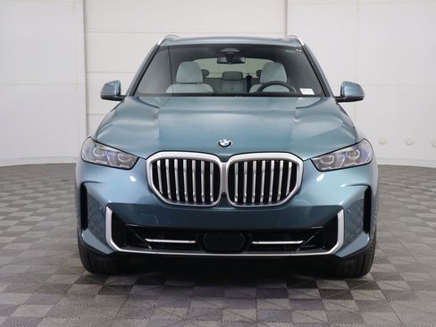 Certified 2026 BMW X5 sDrive40i RWD image 3