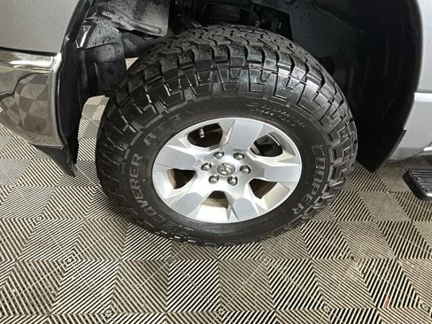 Used 2019 RAM 1500 Big Horn RWD image 11