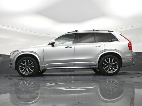 Used 2018 Volvo XC90 T5 Momentum w/ Convenience Package AWD/4WD image 24