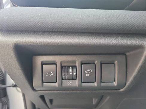 Used 2023 Subaru Outback Premium image 24