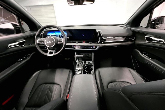 Used 2025 Kia Sportage X-Pro AWD/4WD image 18
