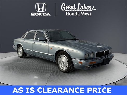 Used 1997 Jaguar XJ6 image 7