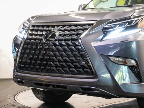 Used 2021 Lexus GX 460 Premium w/ Premium Package AWD/4WD image 8