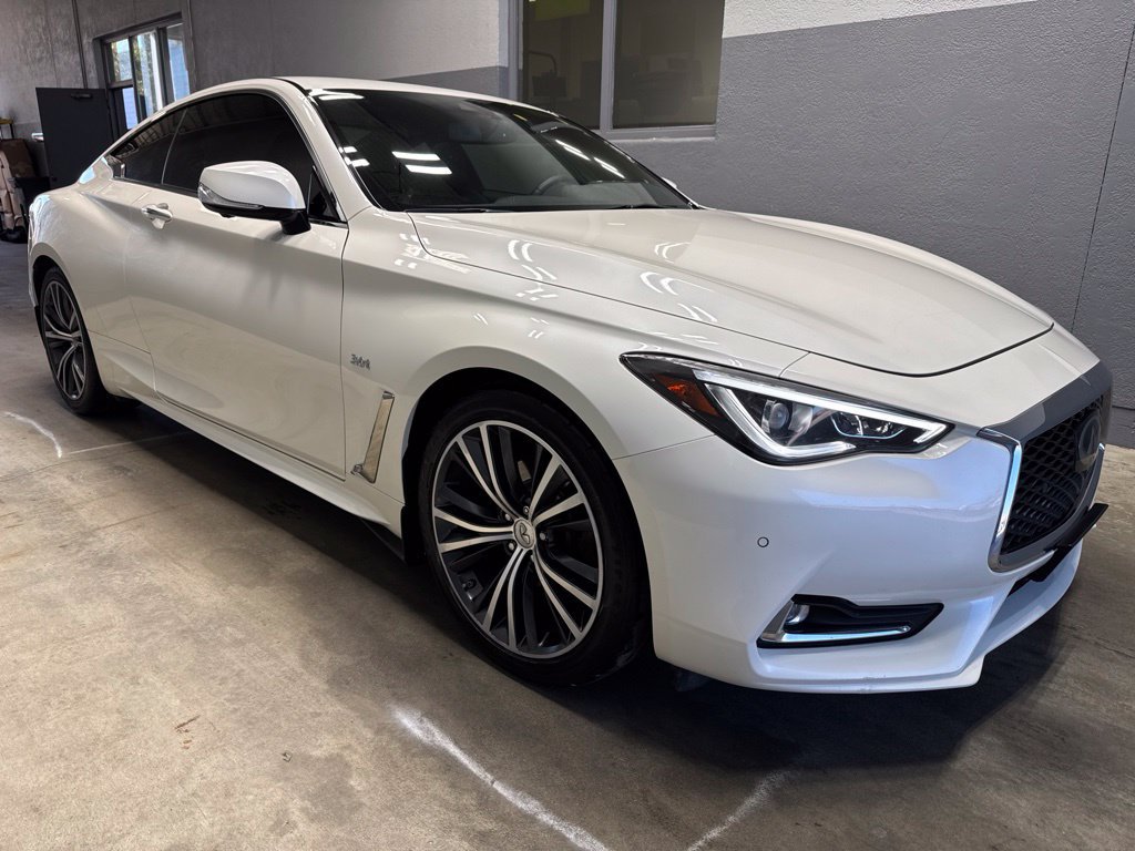 Used 2017 INFINITI Q60 3.0t AWD/4WD image 6