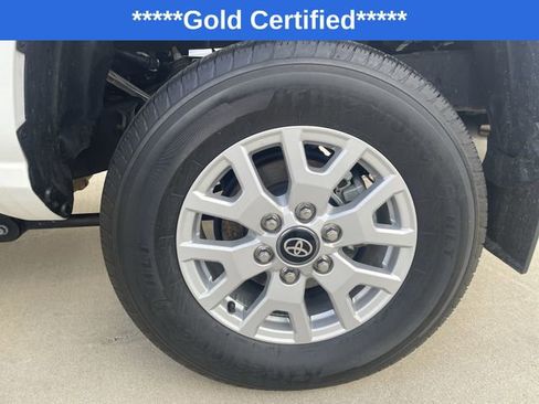 Certified 2024 Toyota Tacoma SR5 AWD/4WD image 30