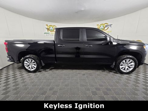 Used 2024 Chevrolet Silverado 1500 Custom AWD/4WD image 9