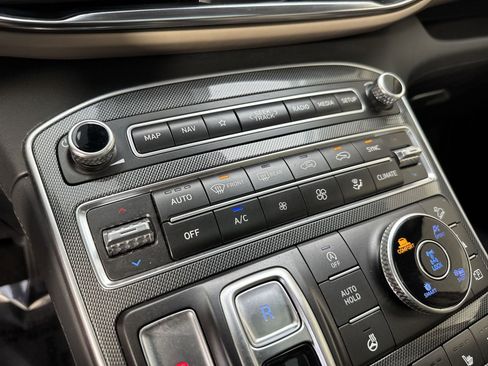 Used 2023 Hyundai Santa Fe Limited w/ Cargo Package image 9