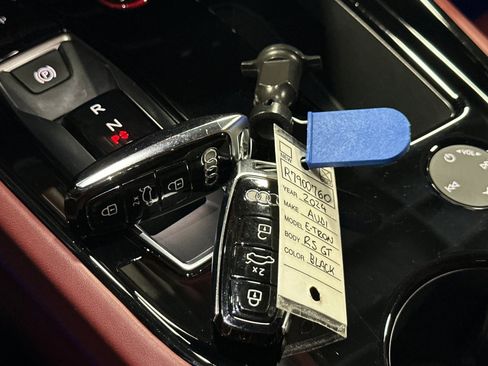 Certified 2024 Audi RS e-tron GT image 23