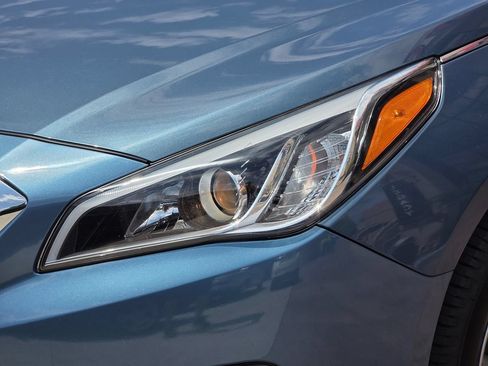 Used 2017 Hyundai Sonata SE FWD image 6