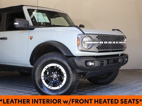 Used 2022 Ford Bronco Badlands AWD/4WD image 3