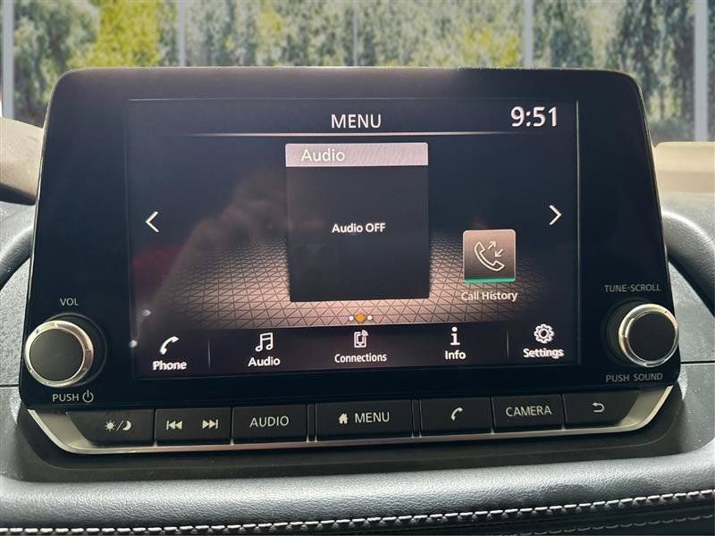 Used 2022 Nissan Rogue S AWD/4WD image 15
