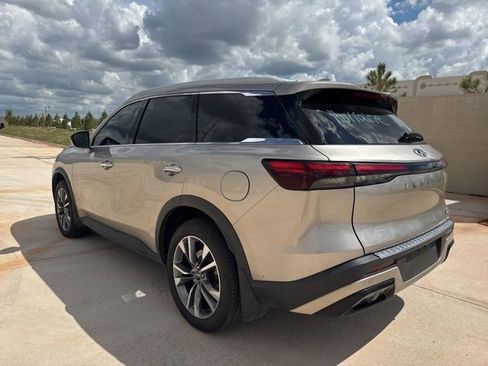 Used 2023 INFINITI QX60 Luxe w/ Performance Audio Package image 5