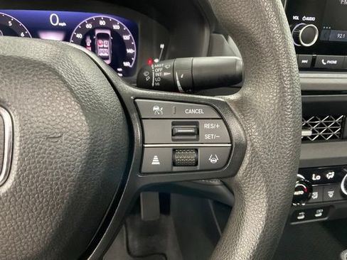 Used 2024 Honda Accord EX image 18