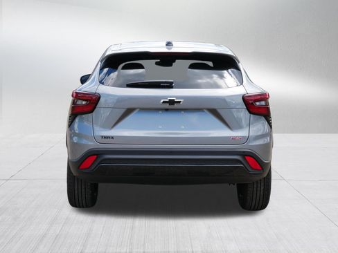 New 2026 Chevrolet Trax RS w/ Sunroof Package FWD image 4