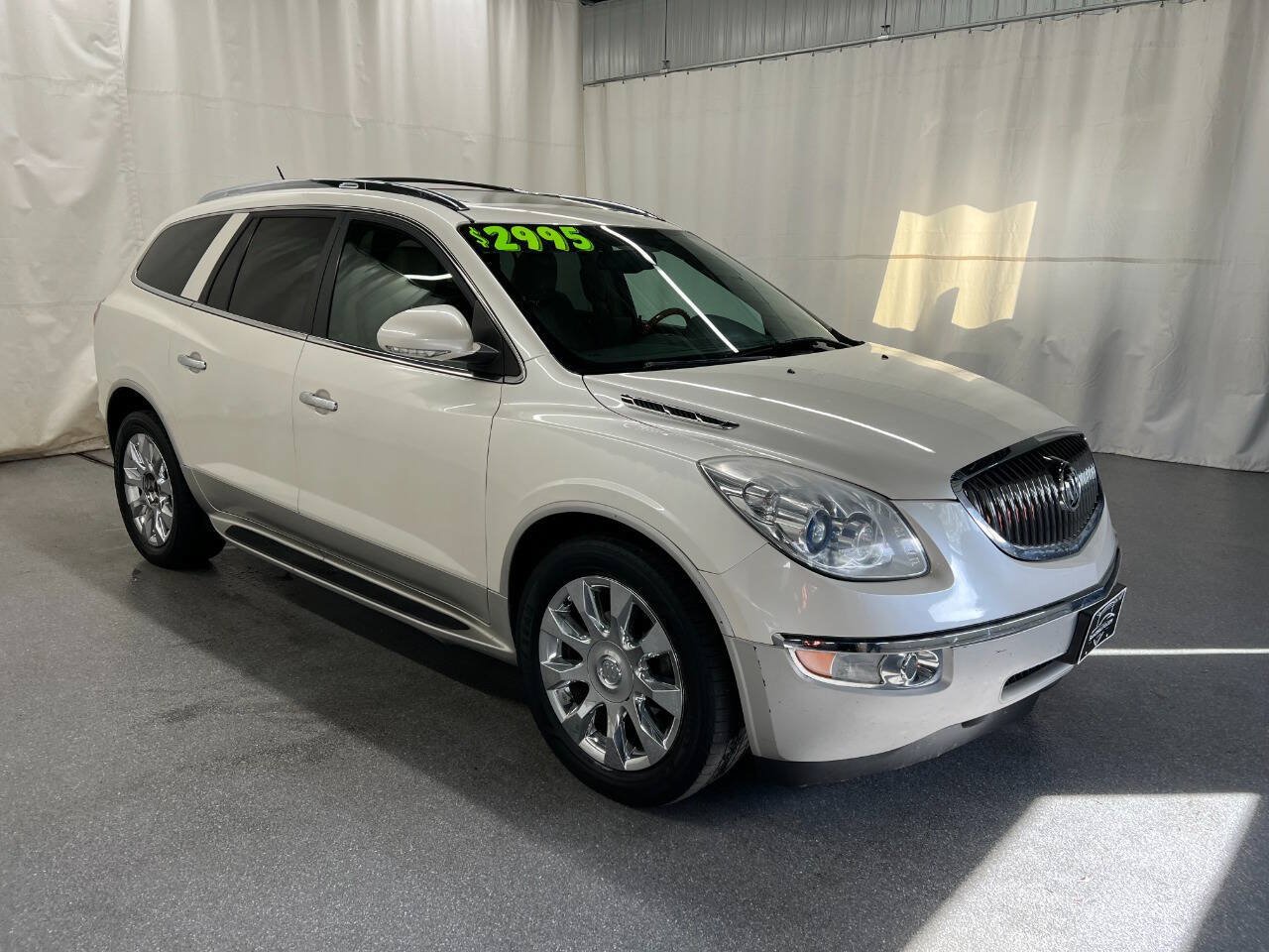 Used 2012 Buick Enclave Premium AWD/4WD image 3