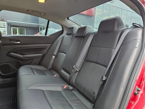 Used 2023 Nissan Altima 2.0 SR FWD image 14