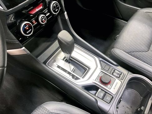 Used 2023 Subaru Forester Premium AWD/4WD image 19