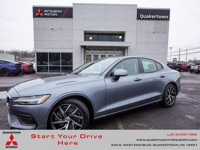 Used 2019 Volvo S60 T6 Momentum w/ Premium Package