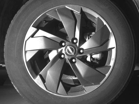 Used 2025 Nissan Rogue SV image 13