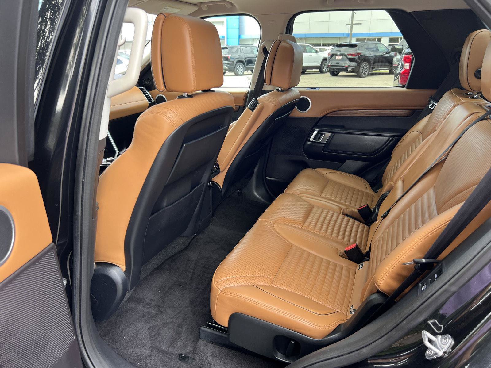 Used 2018 Land Rover Discovery HSE Luxury AWD/4WD image 33