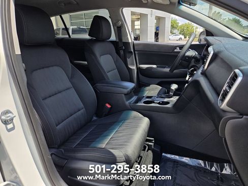 Used 2020 Kia Sportage LX FWD image 15