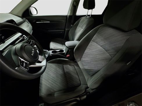 Used 2024 Kia Seltos LX image 15
