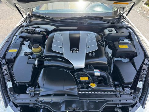 Used 2007 Lexus SC 430 Convertible RWD image 12