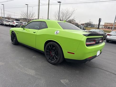 Used 2023 Dodge Challenger R/T w/ Plus Package image 9