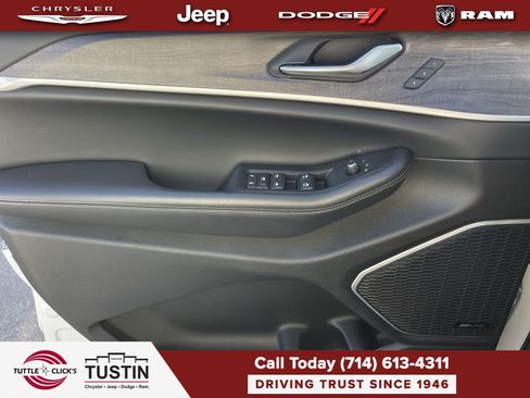 Used 2023 Jeep Grand Cherokee 4WD 4xe image 20