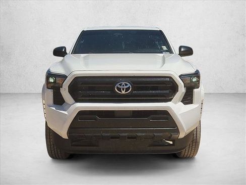 Used 2024 Toyota Tacoma SR AWD/4WD image 2