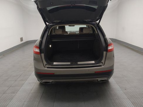 Used 2016 Lincoln MKX Reserve w/ Luxury Package image 29