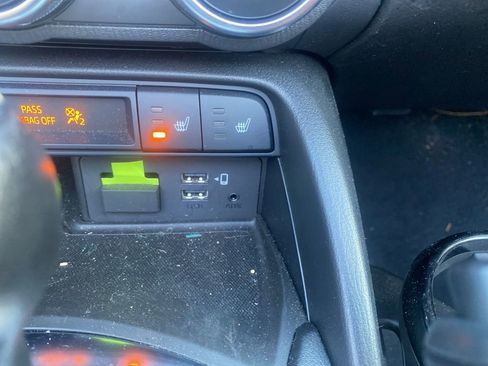 Used 2023 MAZDA MX-5 Miata Grand Touring image 16