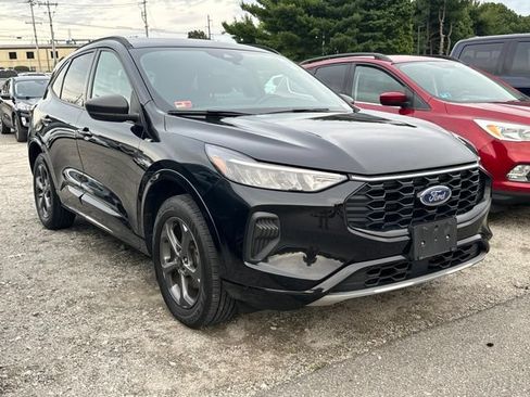 Used 2024 Ford Escape ST-Line w/ Tech Pack #1 AWD/4WD image 1
