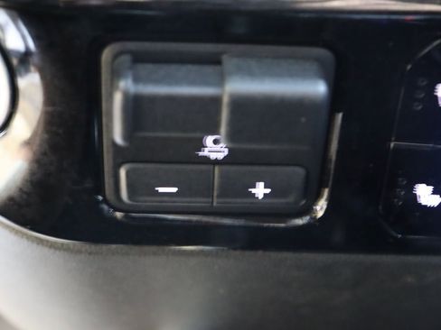 Used 2024 Chevrolet Silverado 1500 RST image 59