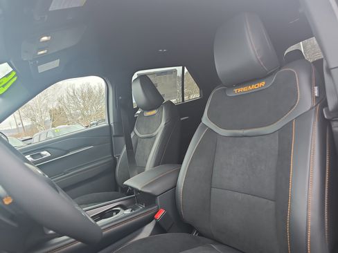 New 2026 Ford Explorer Tremor w/ Tremor Convenience Package image 12
