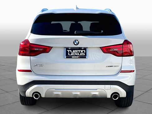 Used 2018 BMW X3 xDrive30i image 4