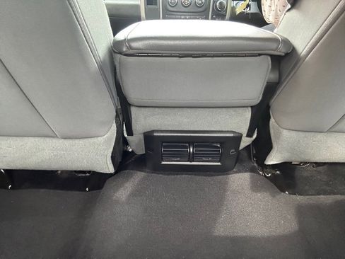 Used 2014 RAM 1500 Express AWD/4WD image 19