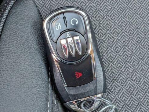 Used 2024 Buick Encore GX Preferred w/ Comfort Package FWD image 31